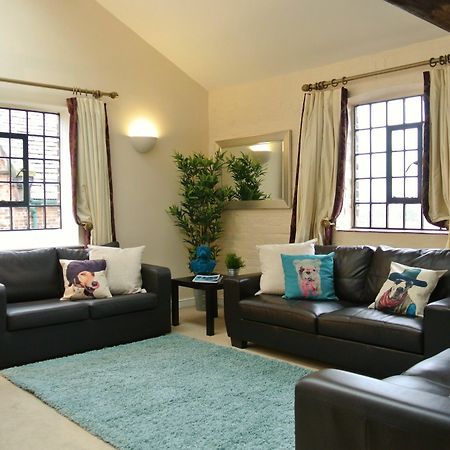 Oyo Approved Serviced Apartments Steam Mill Chester Exterior foto